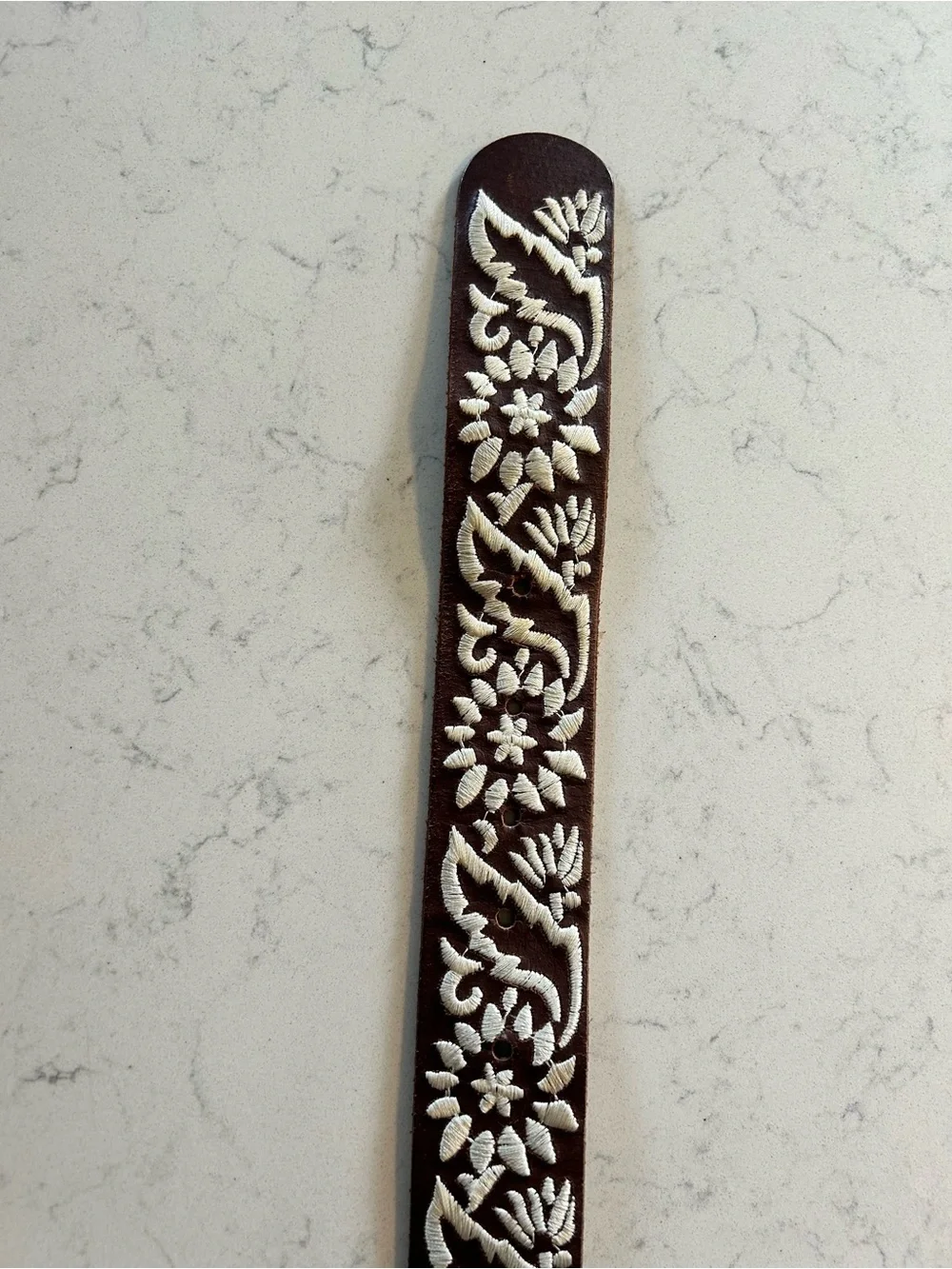 🍀Vintage Lucky Brand Dark Brown Leather Belt With White Floral Embroidery XS - Picture 5 of 11